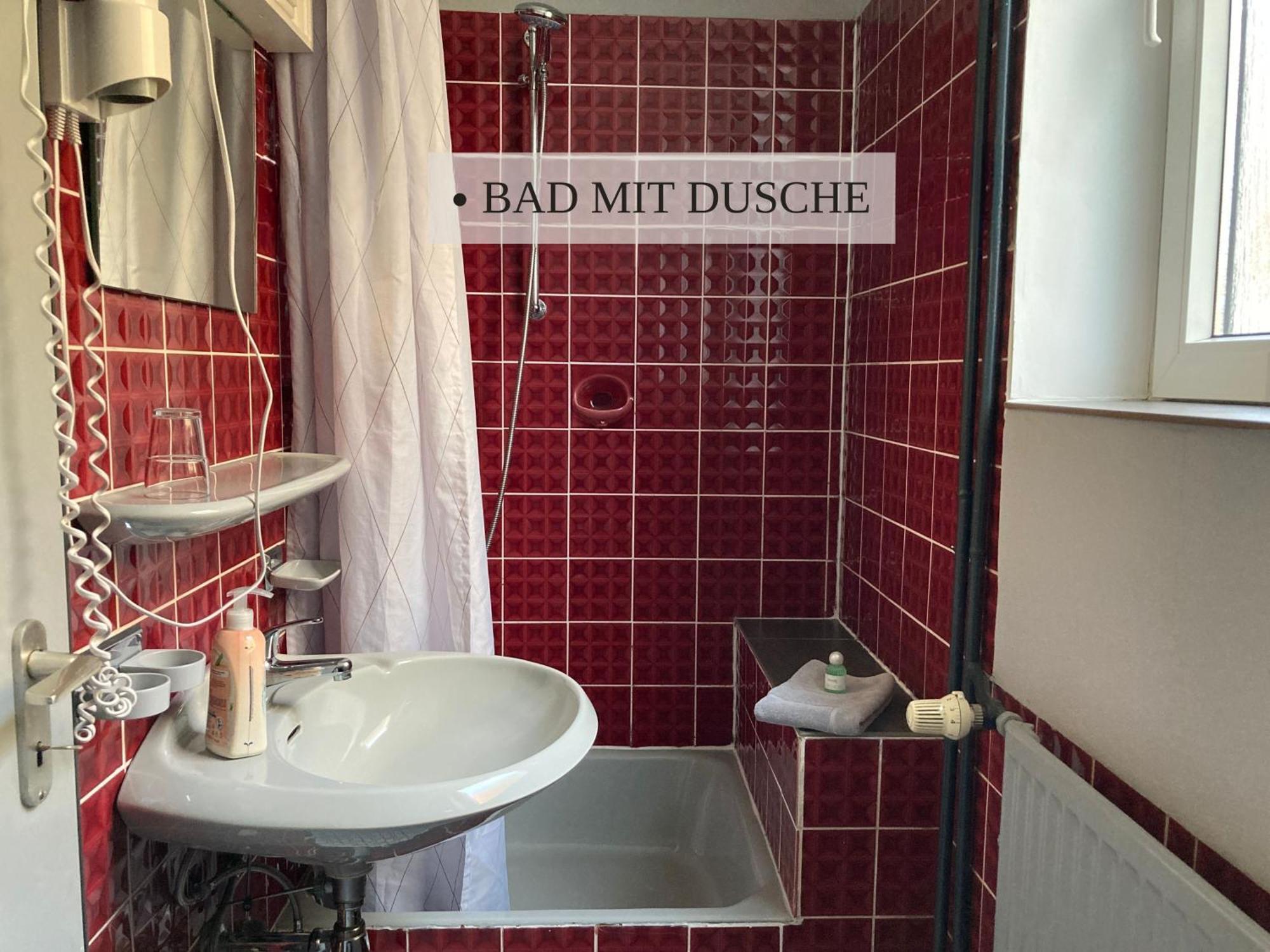 Haus Krabbe Apartments, Zentral Gelegen Im Idyllischen Nordseeort Zwischen Bremerhaven Und Cuxhaven, Hunde Kostenfrei Willkommen, Hauseigene Kostenfreie Parkplaetze Wremen Eksteriør bilde